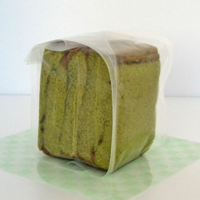 烏骨鶏かすていら　美味（みみ）　抹茶